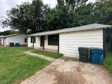 Main picture of 3409 Willow Creek Dr