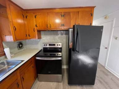 Main picture of 24 Bradlee St