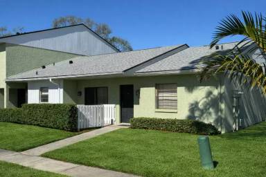 Main picture of 110 Cypress Pl