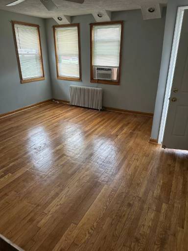 Main picture of 1637 E Cold Spring Ln