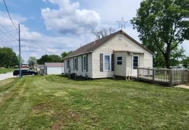 Main picture of 501 Cowgill St