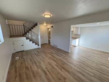 Main picture of 174 W Foxbridge Dr