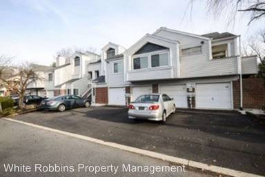Main picture of 2702 Creekside Dr