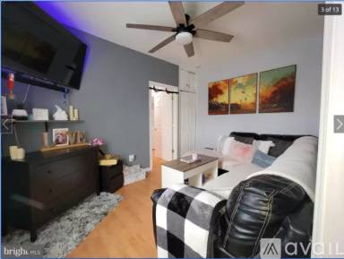 Main picture of 1126 N Olden Ave