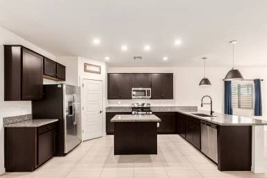 Main picture of 35208 W Santa Monica Ave