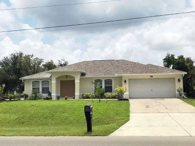 Main picture of 704 SW 1st St