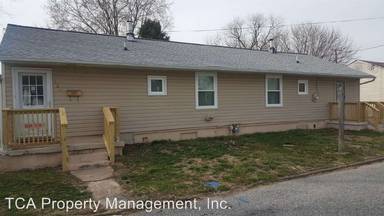 Main picture of 123 Hollingsworth Mnr