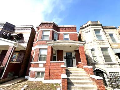 Main picture of 6630 S Rhodes Ave