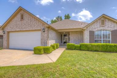 Main picture of 5427 Redbud Pl