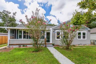 Main picture of 1205 Poppy Ave