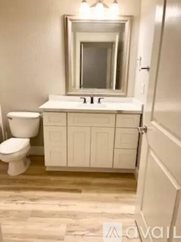 Main picture of 24535 Town Center Dr
