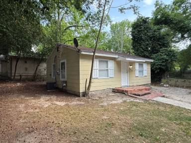 Main picture of 4014 Young Ave