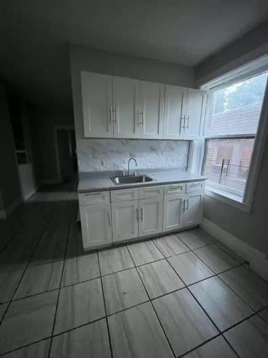 Main picture of 262 Elmwood Ave