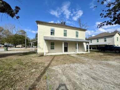 Main picture of 713 Chestnut St
