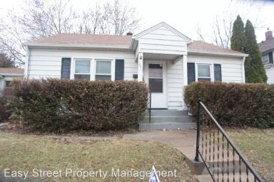 Main picture of 2217 E Locust St