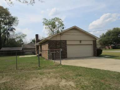 Main picture of 4 Ashley St