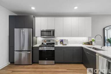 Main picture of Ivy & Green