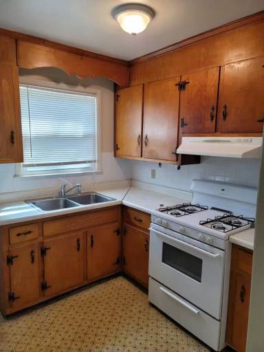 Main picture of 1138 Shuford Ave