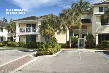 Main picture of 2520 E Marina Bay Dr