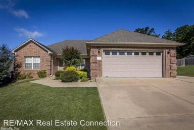 Main picture of 18 Ashlee Dr