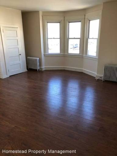 Main picture of 2231 W 3rd St