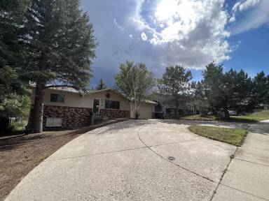Main picture of 700 Cottonwood Dr