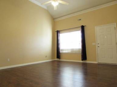 Main picture of 104 Addison Pl