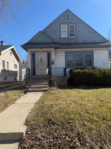 Main picture of 2460 N 55th St