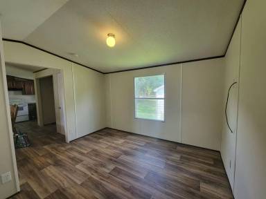 Main picture of 603 S Saint Valerie St