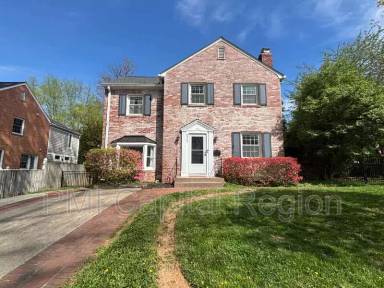 Main picture of 8901 Seneca Ln