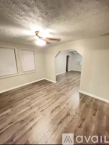 Main picture of 1301 Adams St