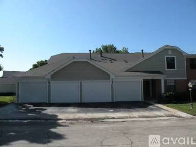 Main picture of 301 Pembridge Ln