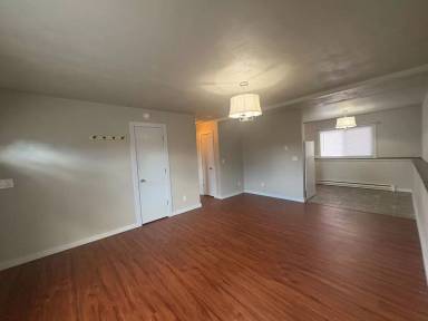 Main picture of 2145 S 5th St W