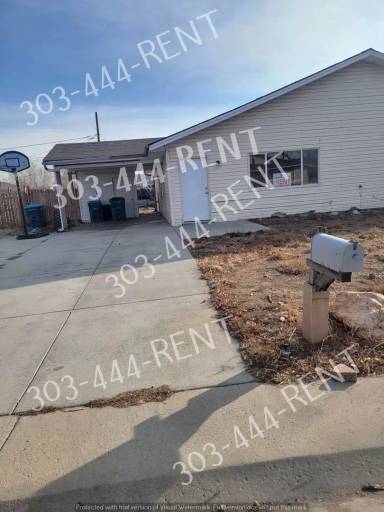 Main picture of 7710 Idlewild St