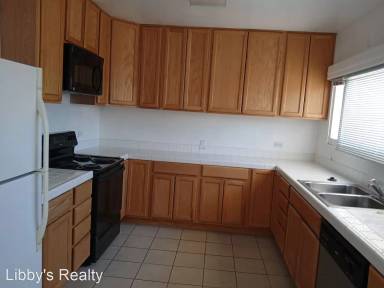 Main picture of 6996 Estrella Ave