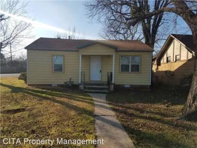 Main picture of 901 Ronald St