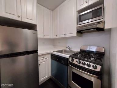 Main picture of 657 2nd Ave
