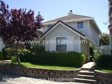 Main picture of 904 Blue Rapids Dr