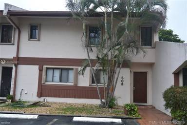 Main picture of 508 NE 199th Ter
