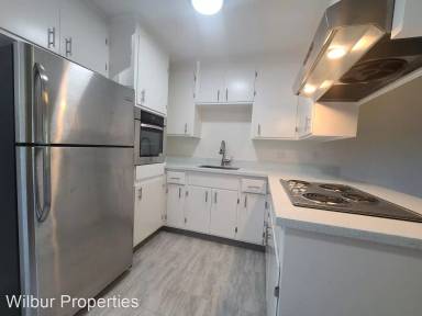 Main picture of 1272 Mills St