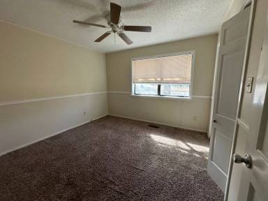 Main picture of 1102 Ridgewood Dr