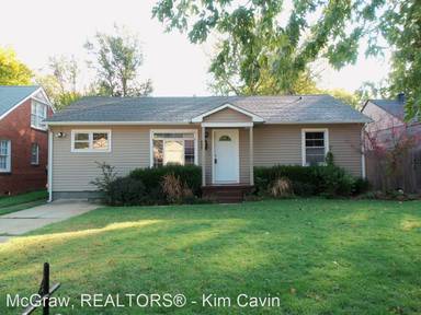Main picture of 1311 S Marion Ave