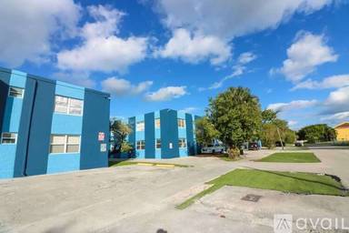Main picture of 2321 Atlantic Ave