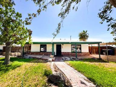 Main picture of 1109 S 8th Ave