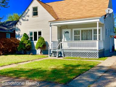 Main picture of 2165 E 29th St