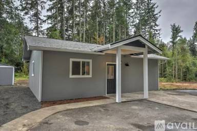 Main picture of 4549 Sleater Kinney Rd NE