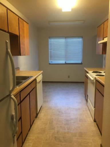 Main picture of 2020-2030 Redwood Way - 2020