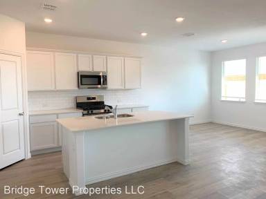 Main picture of 14768 Mainstay Way
