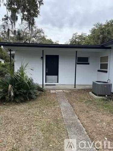 Main picture of 117 E Coleman Cir