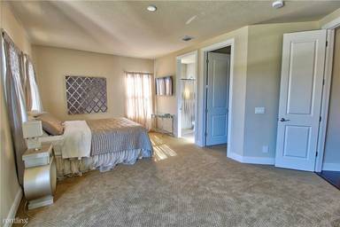 Main picture of 5923 SW 147th Pl
